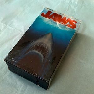 Vintage JAWS 25th Anniversary collectible VCR